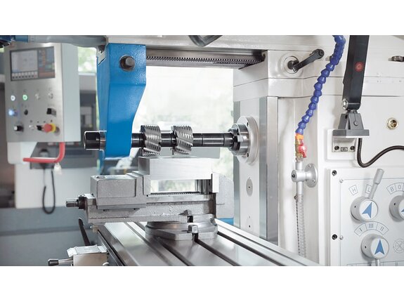 Yankee Hill Machine YHM-9691A 実物・希少 VHF 3.2 - Universal Milling Machine | KNUTH USA